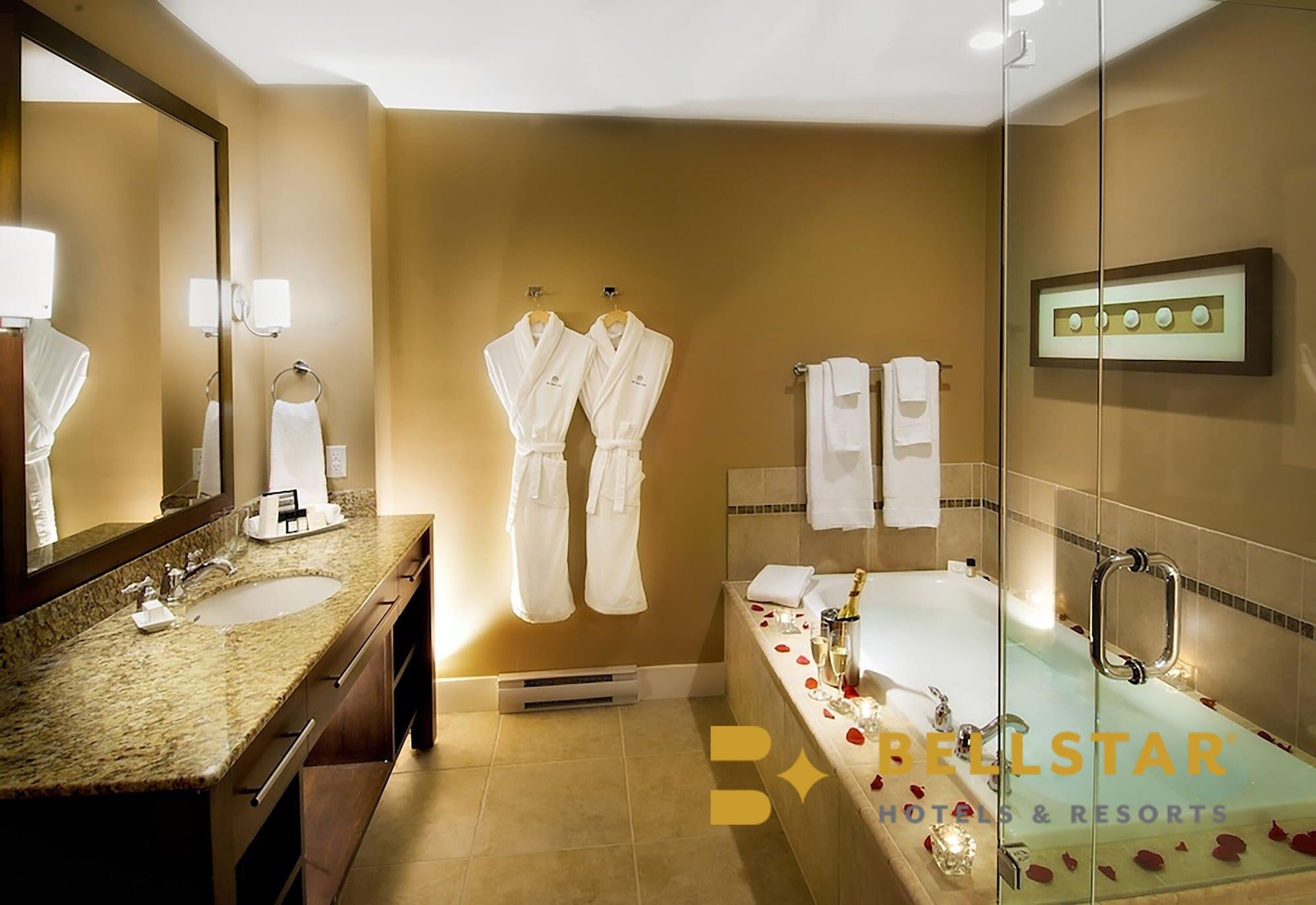 The Beach Club Resort — Bellstar Hotels & Resorts Parksville Værelse billede